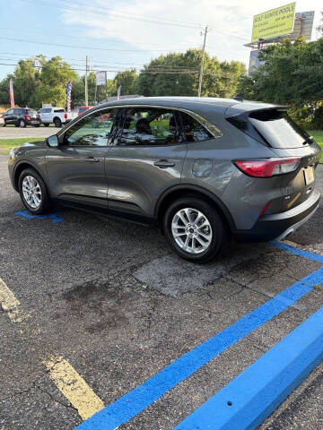 2021 Ford Escape SE