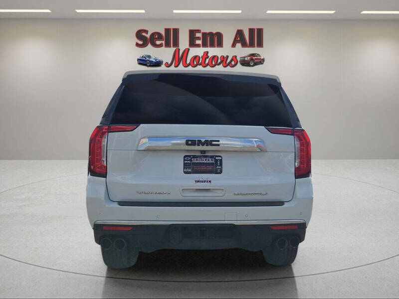 2022 GMC Yukon XL Denali