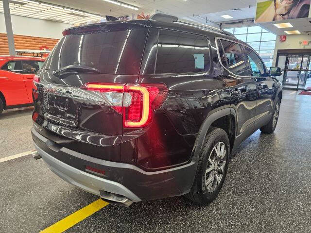 2022 GMC Acadia SLE
