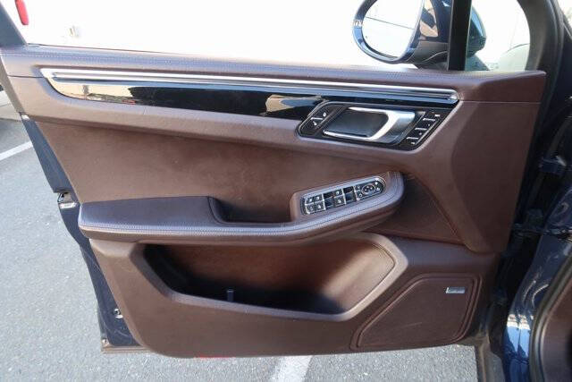 2015 Porsche Macan S