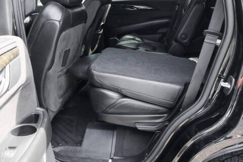 2019 Cadillac Escalade Platinum