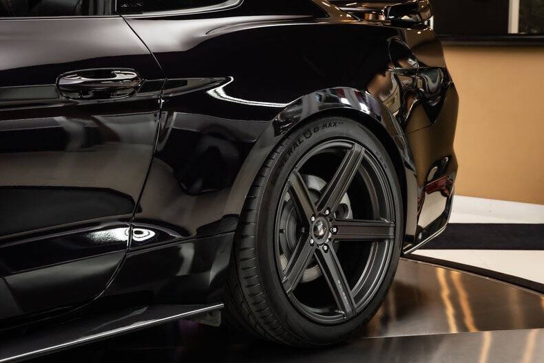 2022 Ford Mustang