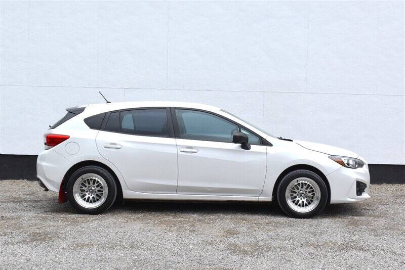 2017 Subaru Impreza 2.0i