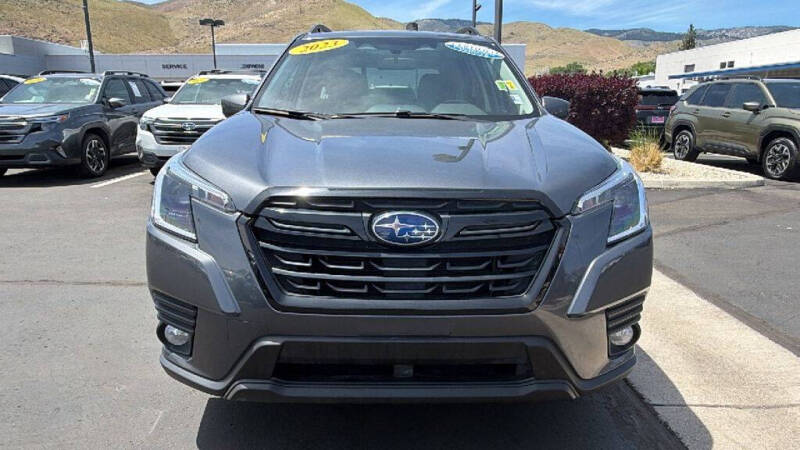 2023 Subaru Forester Premium