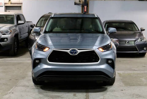 2022 Toyota Highlander Hybrid XLE
