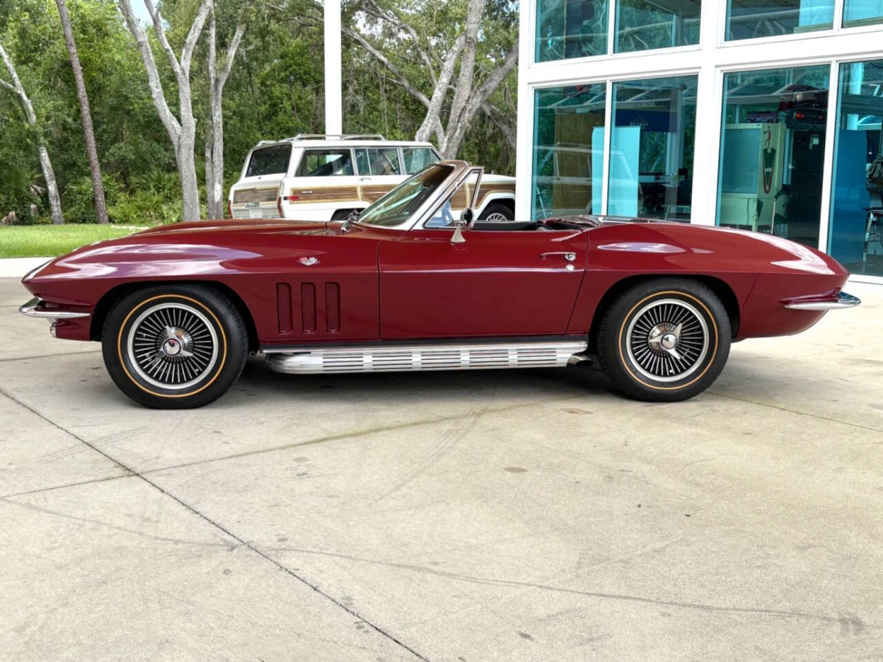 1966 Chevrolet Corvette 15