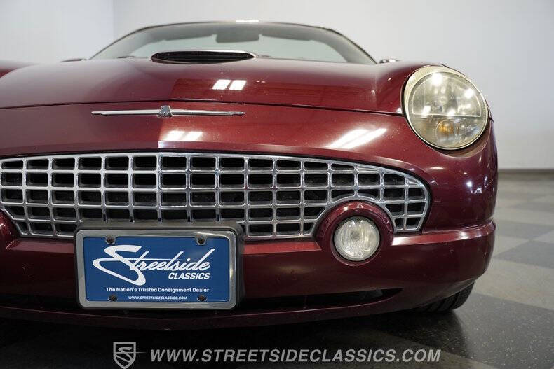 2004 Ford Thunderbird Deluxe