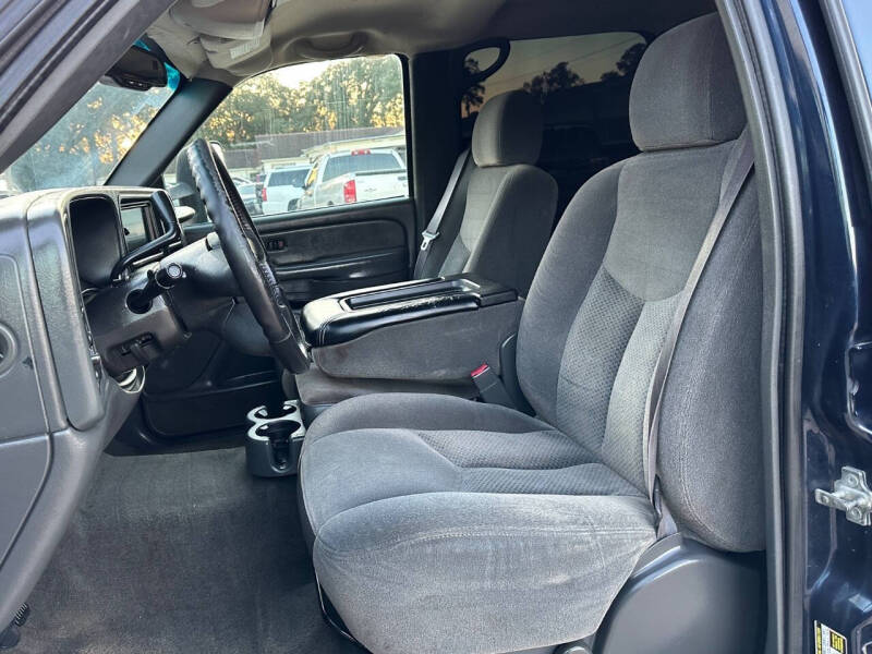 2005 Chevrolet Silverado 1500 LS