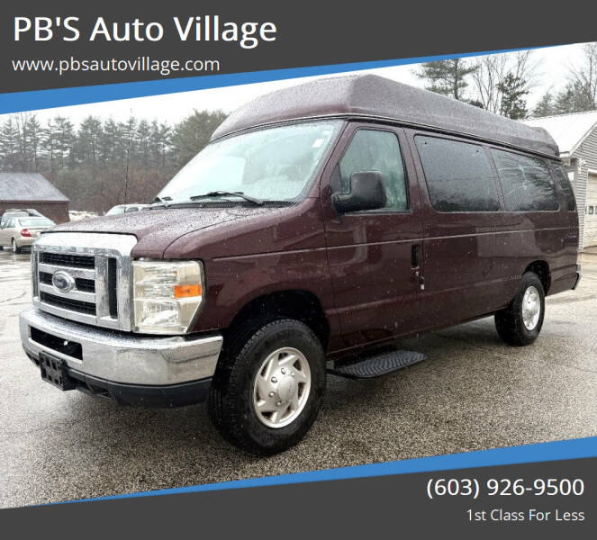 2011 Ford E-Series Econoline Van Commercial's photo