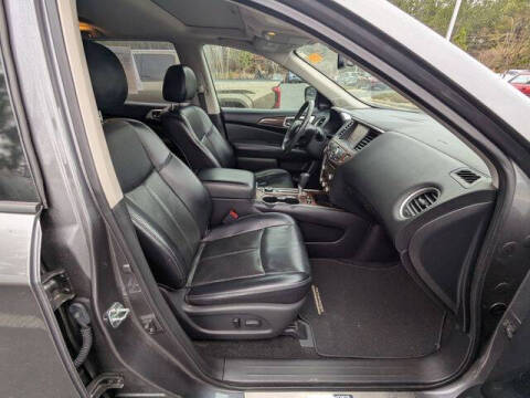 2017 Nissan Pathfinder Platinum