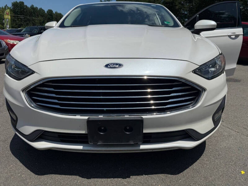 2020 Ford Fusion SE