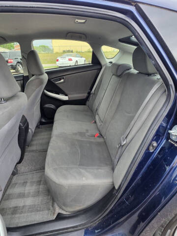 2012 Toyota Prius Two