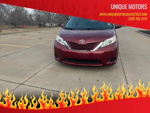 2016 Toyota Sienna for sale at Unique Motors in Rock Island IL