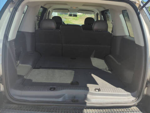 2005 Ford Explorer XLS