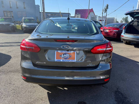 2016 Ford Focus SE