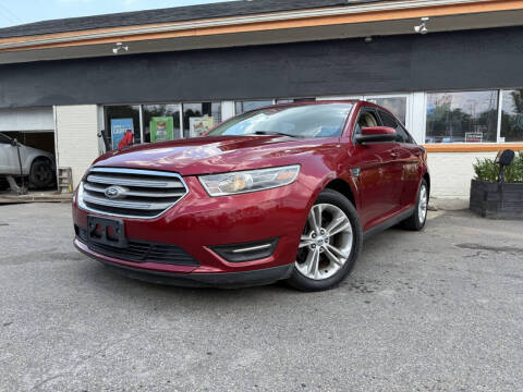 2015 Ford Taurus SEL