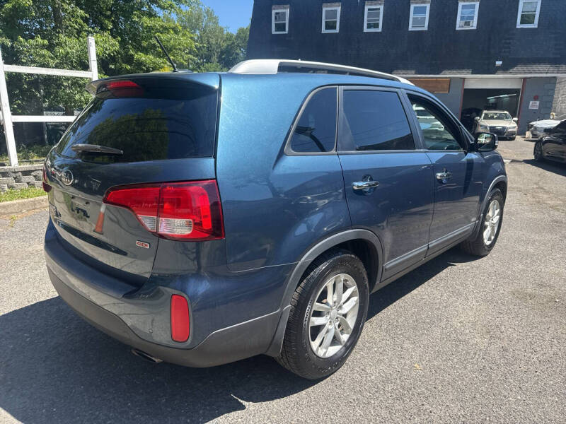 2014 Kia Sorento LX