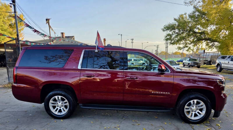 2016 Chevrolet Suburban LT