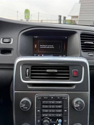 2015 Volvo V60 T5 Drive-E Premier Plus