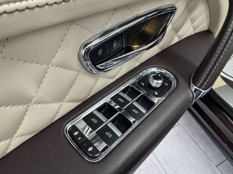 2017 Bentley Bentayga