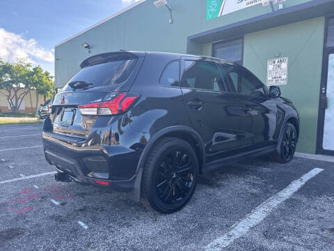 2022 Mitsubishi Outlander Sport LE