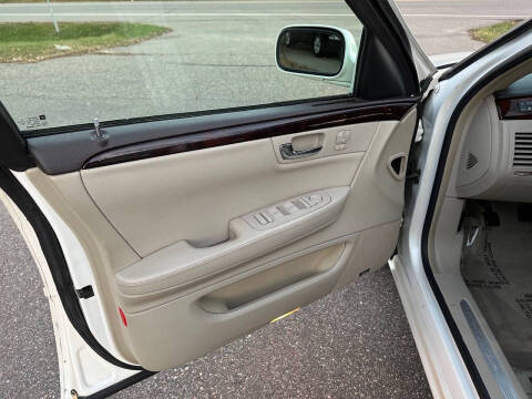 2011 Cadillac DTS Premium Collection