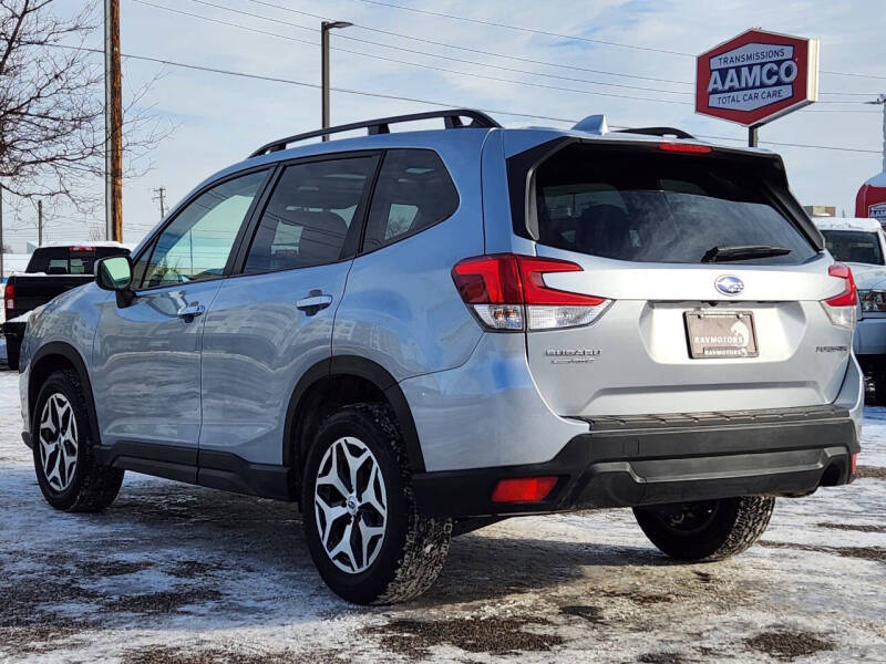 2022 Subaru Forester Premium