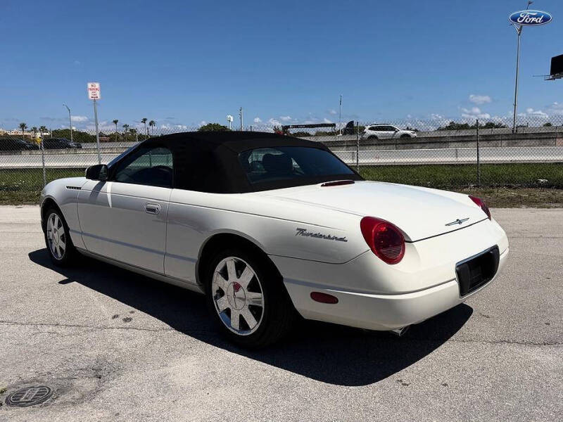2002 Ford Thunderbird Deluxe