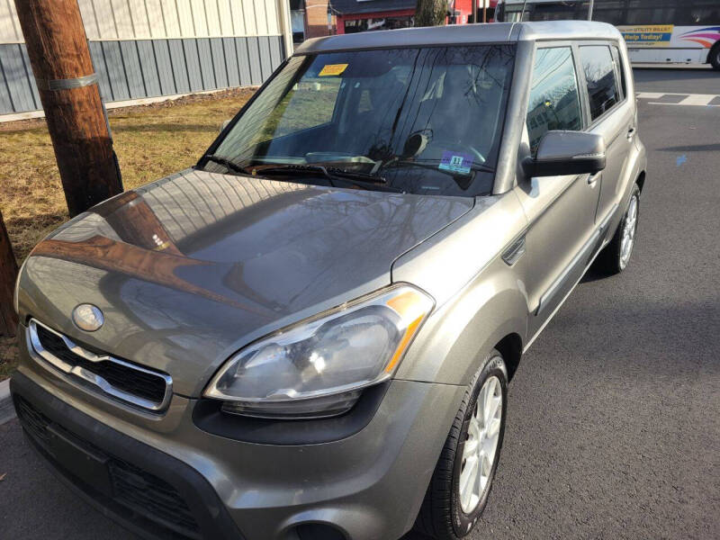 2013 Kia Soul +