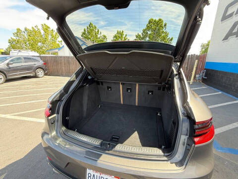 2018 Porsche Macan S