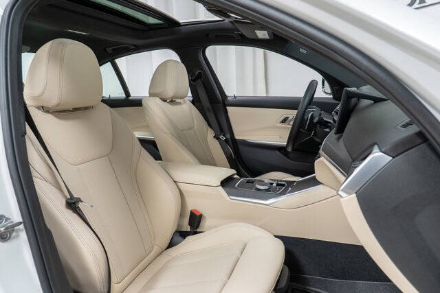 2023 BMW 3 Series 330i xDrive