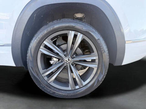 2021 Volkswagen Atlas Cross Sport V6 SE R-Line