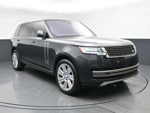 2023 Land Rover Range Rover P400 SE LWB