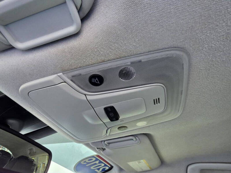 2019 Toyota Prius XLE AWD-e