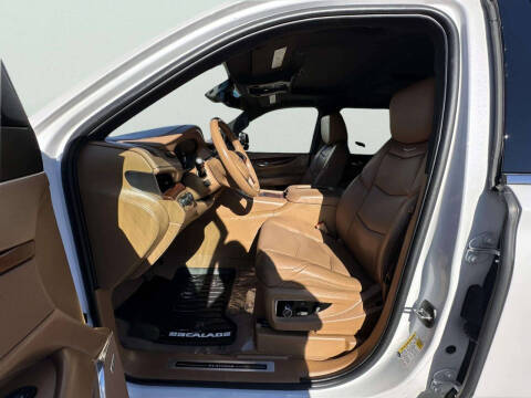 2017 Cadillac Escalade ESV Platinum