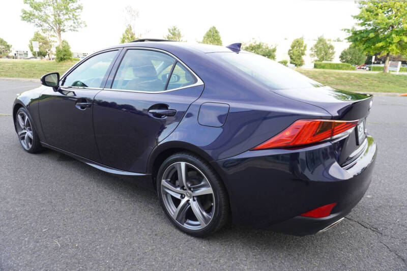 2017 Lexus IS 200t