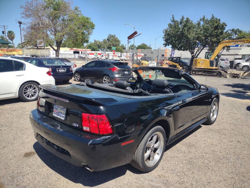 2001 Ford Mustang GT