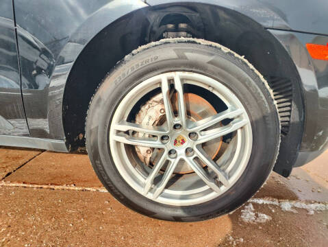 2015 Porsche Macan S