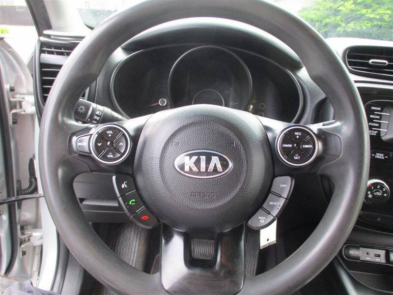 2015 Kia Soul +