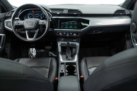 2023 Audi Q3 quattro S line Premium 45 TFSI