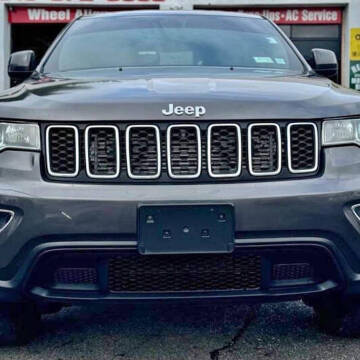 2017 Jeep Grand Cherokee Laredo