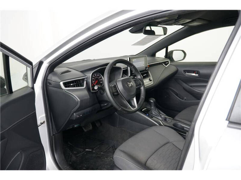 2021 Toyota Corolla Hatchback SE