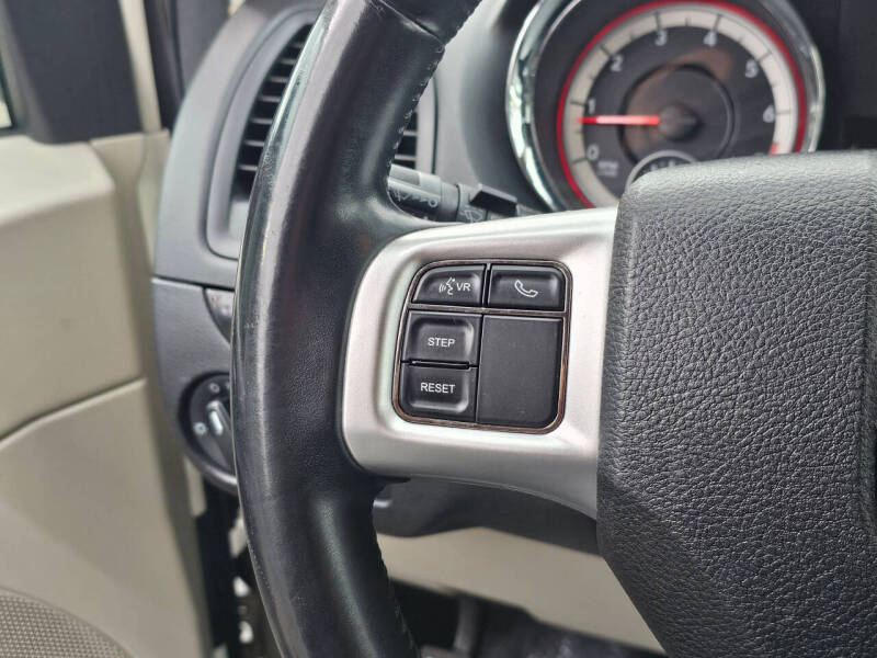 2013 Dodge Grand Caravan American Value Package