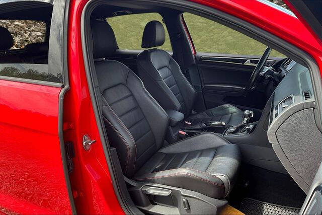 2016 Volkswagen Golf GTI S