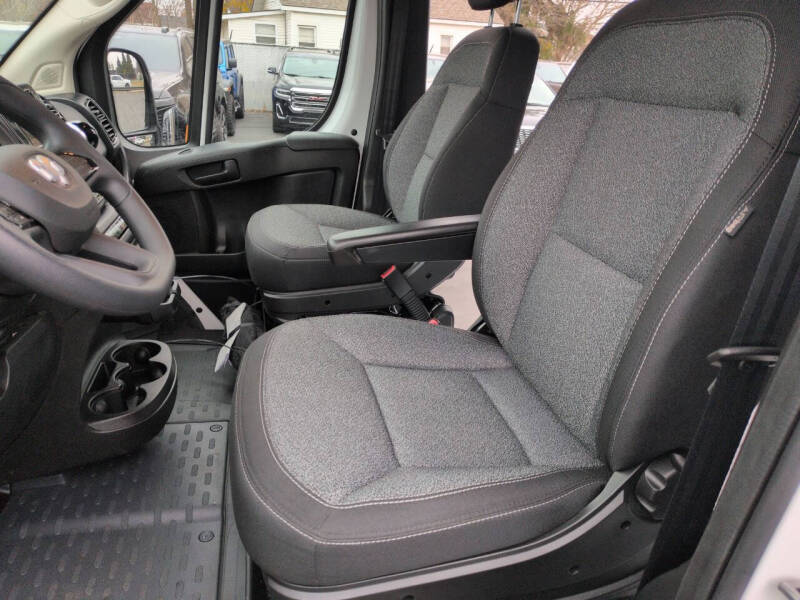 2025 RAM ProMaster Tradesman 2500