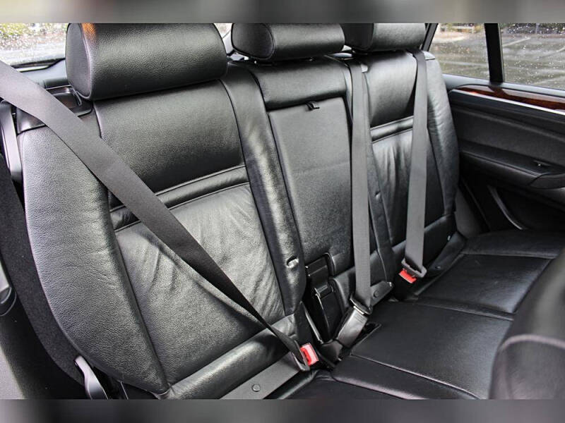 2010 BMW X5 xDrive30i