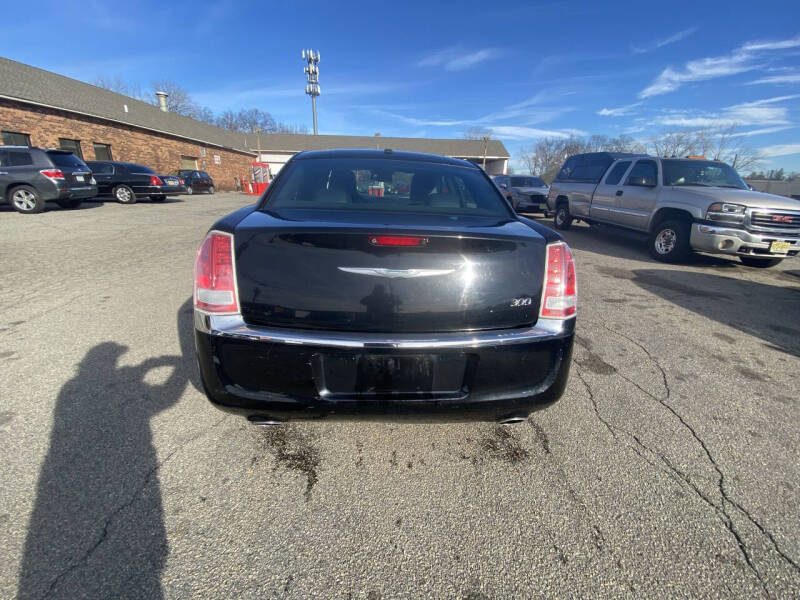 2013 Chrysler 300