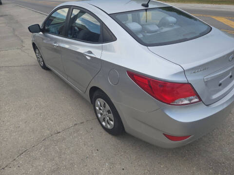 2015 Hyundai Accent GLS