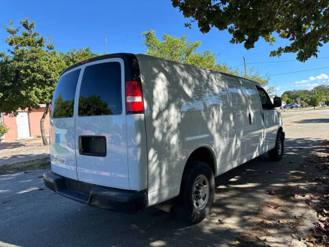 2020 Chevrolet Express 2500