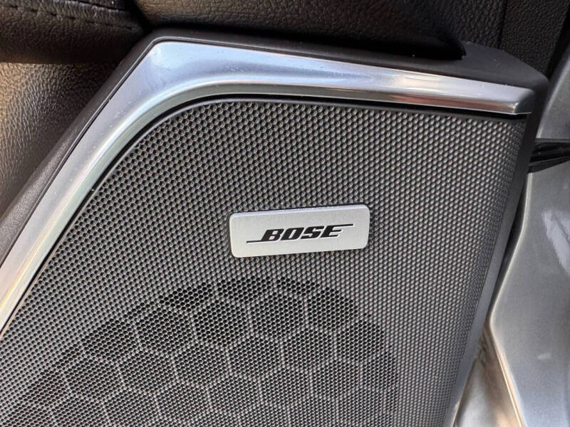 2018 Cadillac Escalade ESV Luxury